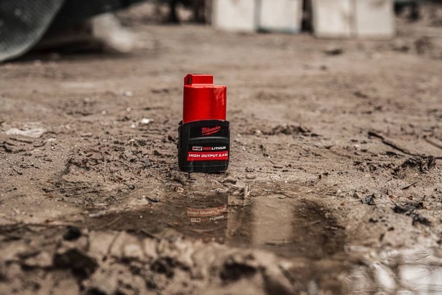 Акумулятор Milwaukee Redlithium M12 12В, 2.5Аг (4932480164) 4932480164 фото