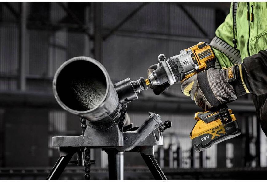 Дрель-шуруповерт аккумуляторная безщеточная ударная DeWALT DCD1007NT DCD1007NT фото