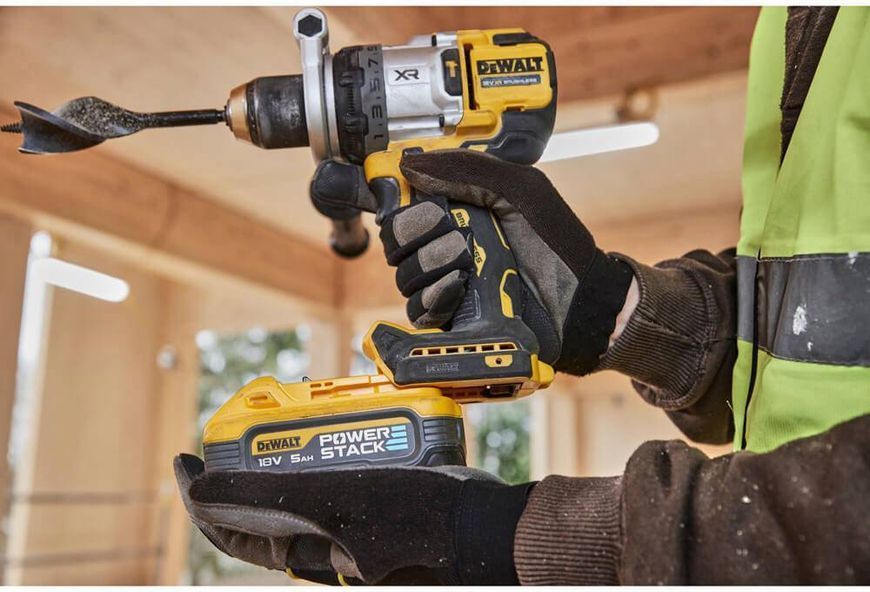 Дрель-шуруповерт аккумуляторная безщеточная ударная DeWALT DCD1007NT DCD1007NT фото