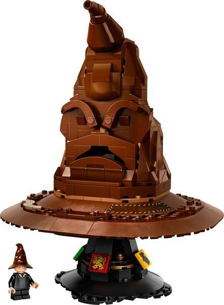 Конструктор LEGO Harry Potter Болтливая сортировочная шляпа 561 деталь (76429) 76429 фото