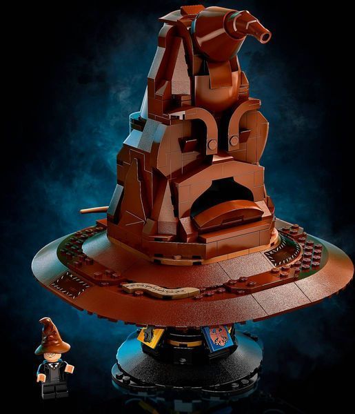 Конструктор LEGO Harry Potter Болтливая сортировочная шляпа 561 деталь (76429) 76429 фото
