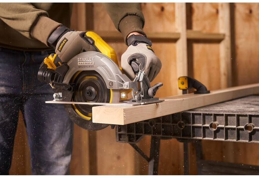 Пила циркулярная аккумуляторная STANLEY FATMAX SFMCS550M2K SFMCS550M2K фото
