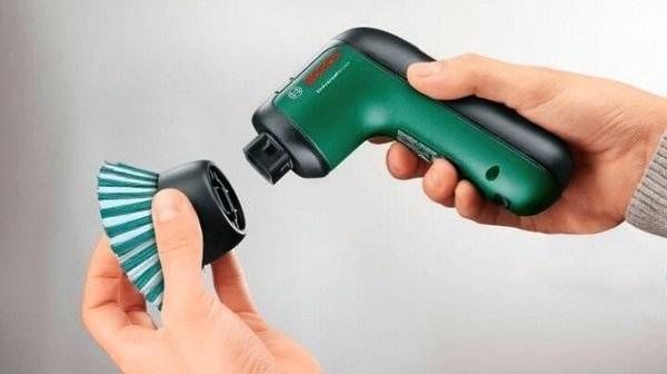 Универсальная щетка Bosch UniversalBrush, 3.6В, 1.5Ah, насадки (0.603.3E0.000) 0.603.3E0.000 фото