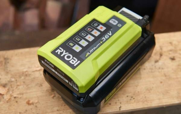 Зарядний пристрій Ryobi Max Power RY36C17A 36В 1.7А (5133004557UNP) 5133004557UNP фото