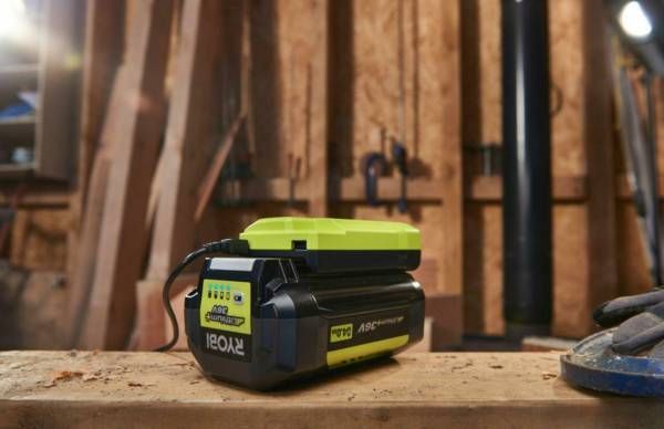 Зарядний пристрій Ryobi Max Power RY36C17A 36В 1.7А (5133004557UNP) 5133004557UNP фото