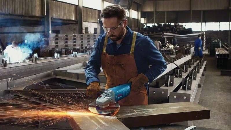 Шлифмашина угловая Bosch GWS 2200 (06018C1320) 0.601.8C1.320 фото