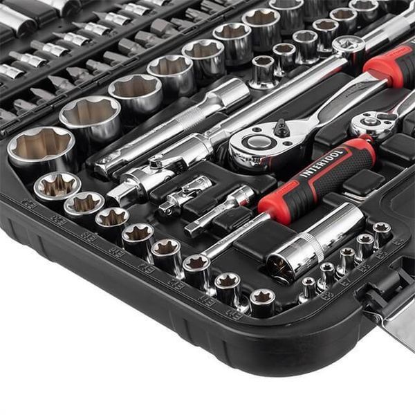Набор инструментов 1/2"&1/4", 110 ед., Cr-V INTERTOOL ET-8110 ET-8110 фото