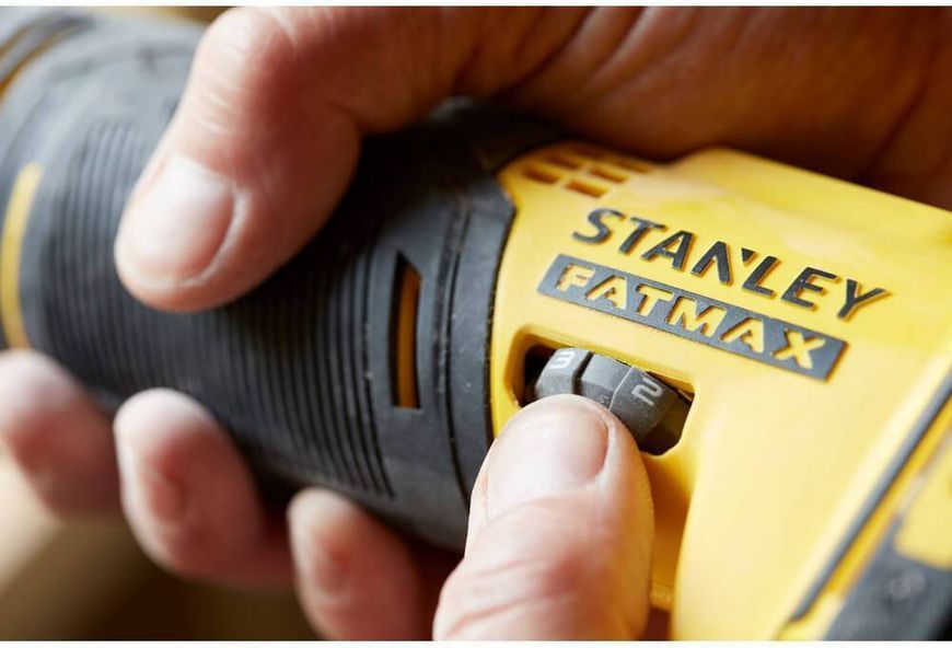 Багатофункціональний інструмент акумуляторний STANLEY FATMAX SFMCE500B SFMCE500B фото