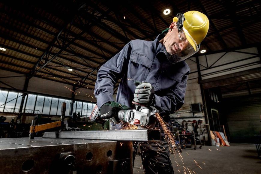 Аккумуляторная бесщеточная угловая шлифмашина Metabo WVB 18 LT BL 11-125 Quick 18V (613057850) 613057850 фото