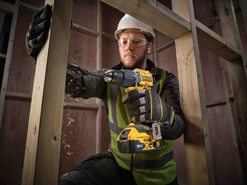 Дриль-шуруповерт акумуляторний безщітковий ударний DeWALT DCD799NT DCD799NT фото