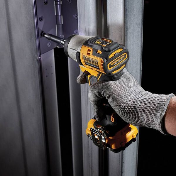 Набір з двох інструментів безщіткових DeWALT DCK2110L2T DCK2110L2T фото
