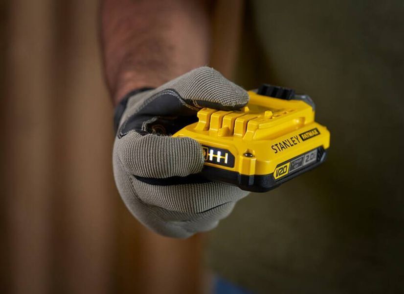 Зарядний пристрій та 2 акумулятора 18В STANLEY FATMAX SFMCB12D2 SFMCB12D2 фото