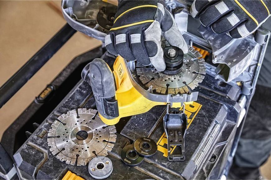 Штробориз аккумуляторный бесщеточный DeWALT DCG200NT DCG200NT фото