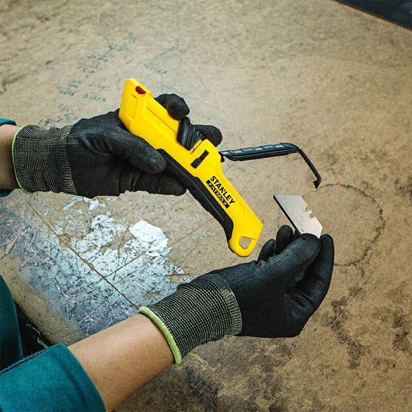Ніж безпечний з лезом для оздоблювальних робіт STANLEY FMHT10365-0 FMHT10365-0 фото