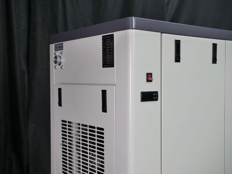 Гвинтовий компресор Mast LZN-8 COMBO inverter (осушувач + ресивер 300 л, двигун на постійних магнітах) LZN-8 300L фото