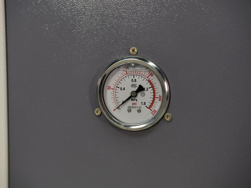 Гвинтовий компресор Mast LZN-8 COMBO inverter (осушувач + ресивер 300 л, двигун на постійних магнітах) LZN-8 300L фото