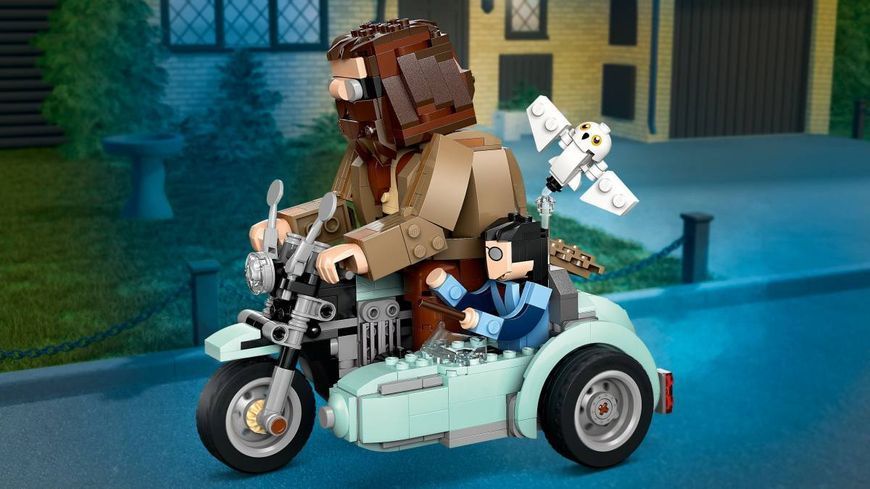 Конструктор LEGO Harry Potter Поездка Хагрида и Гарри на мотоцикле 617 элементов (76443)Конструктор LEGO Harry Potter Поездка Хагрида и Гарри на мотоцикле 617 элементов (76443) 76443 фото
