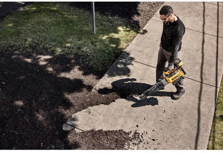 Воздуродувка бесщеточная аккумуляторная DeWALT DCMBL777N DCMBL777N фото