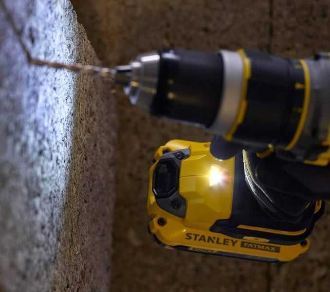 Дриль-шурупокрут ударний акумуляторний безщітковий STANLEY FATMAX SFMCD721D2K SFMCD721D2K фото