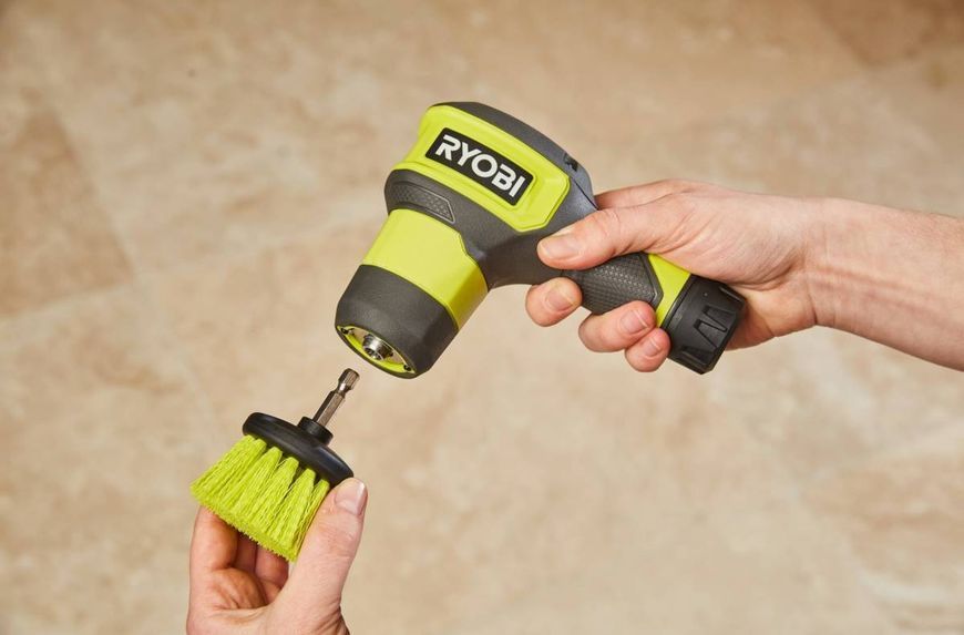 Щетка Ryobi RSCR4-120G аккумуляторная 4В USB Lithium, акб 1х2Ач (5133006183) 5133006183 фото