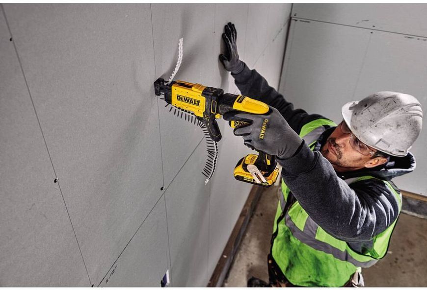 Шуруповерт аккумуляторный бесщеточный DeWALT DCF620N DCF620N фото