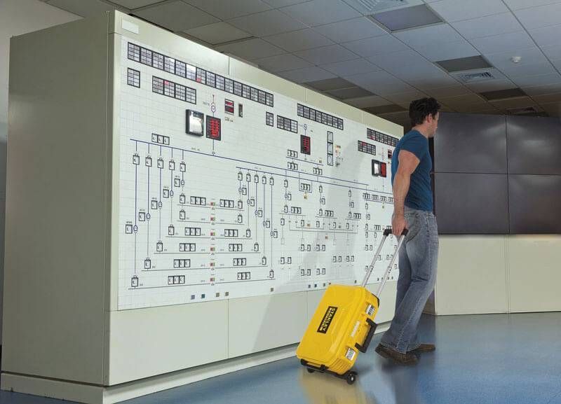 щик техника FATMAX&reg;, 540х400х435 мм, армированный стекловолокном, оснащен колесами STANLEY FMST1-72383 FMST1-72383 фото