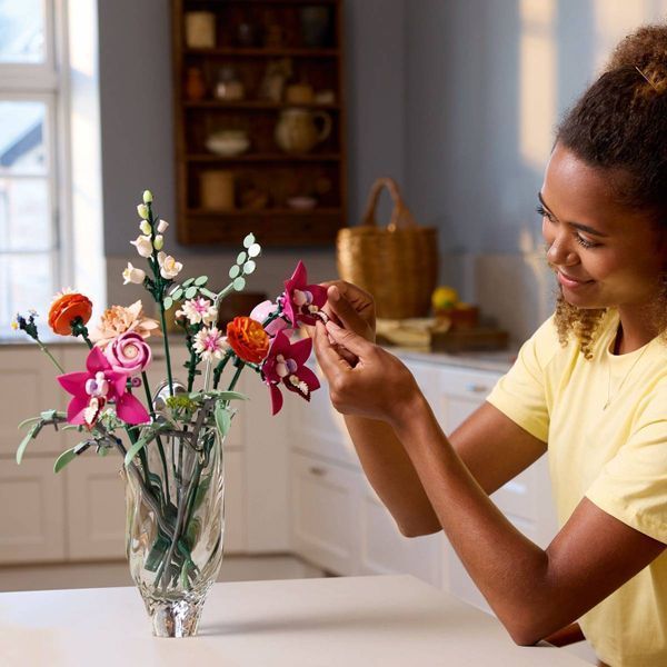 LEGO 10342 Botanicals Милый розовый букет цветов 10342 фото