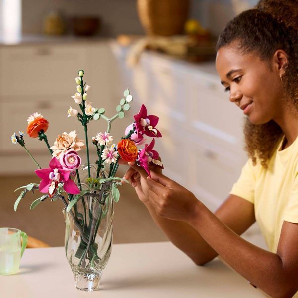 LEGO 10342 Botanicals Милый розовый букет цветов 10342 фото