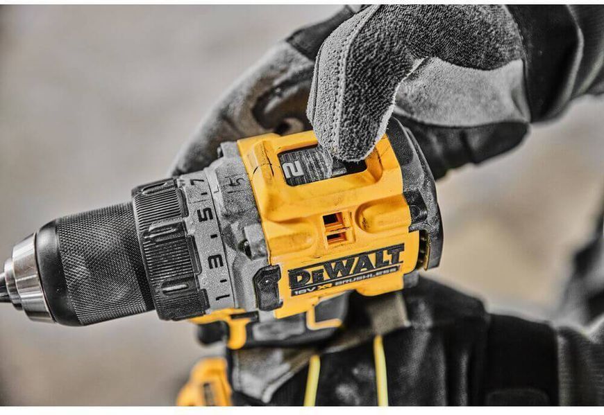 Дрель-шуруповерт аккумуляторная бесщеточная DeWALT DCD800E1T DCD800E1T фото