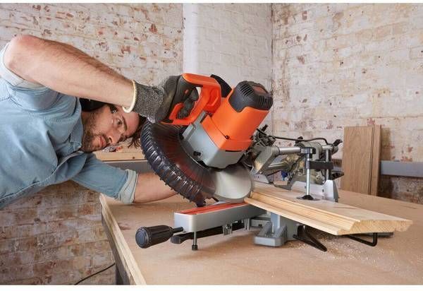 Торцовочная пилка Black&Decker BES710, 2100 Вт BES710 фото