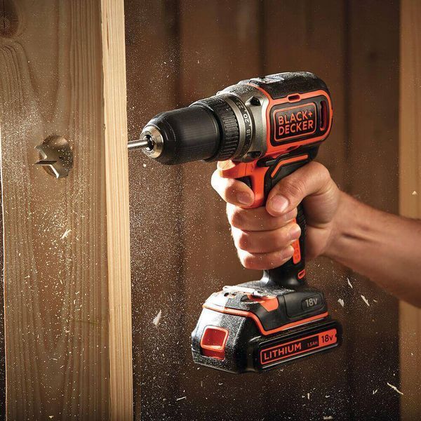 Дрель-шуруповерт аккумуляторная бесщеточная BLACK+DECKER BL186N BL186N фото