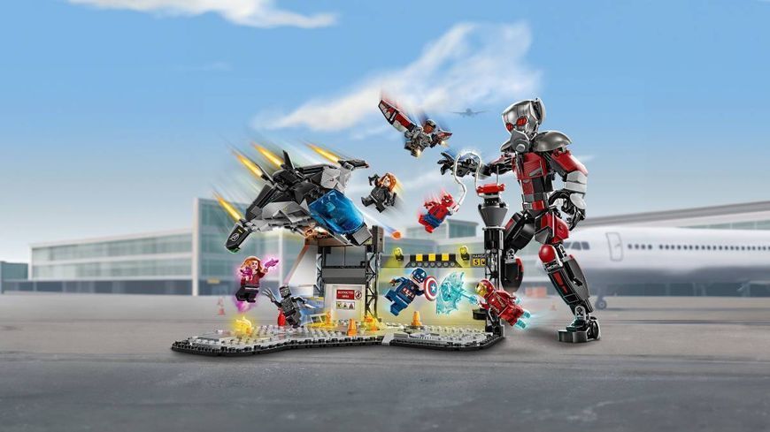 Конструктор LEGO Super Heroes Marvel Первый мститель: Противостояние Приключенческая битва 736 элементов (76314) 76314 фото