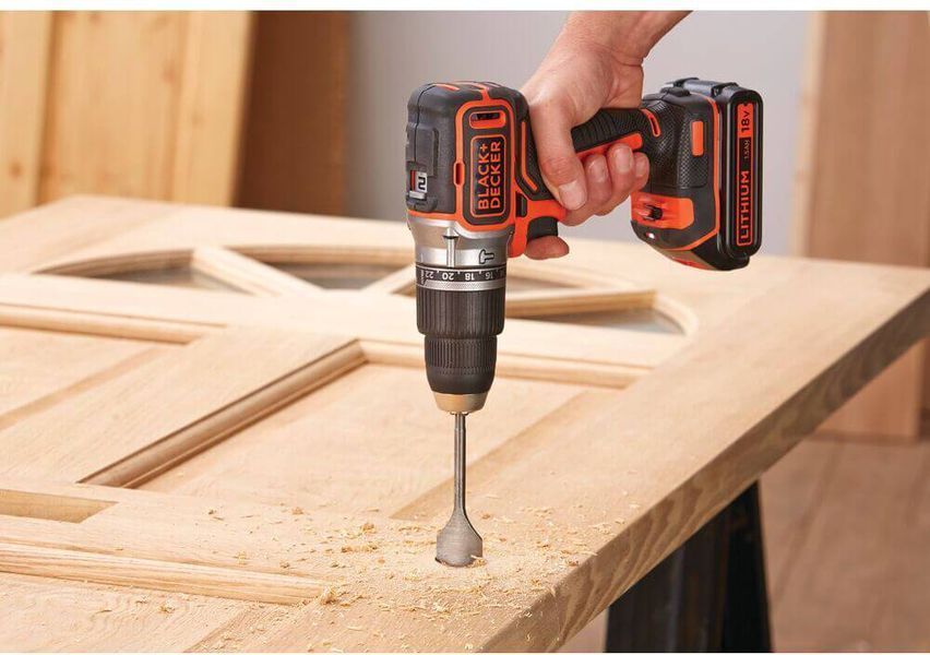 Дриль-шурупокрут ударний безщітковий акумуляторний BLACK+DECKER BL188N BL188N фото