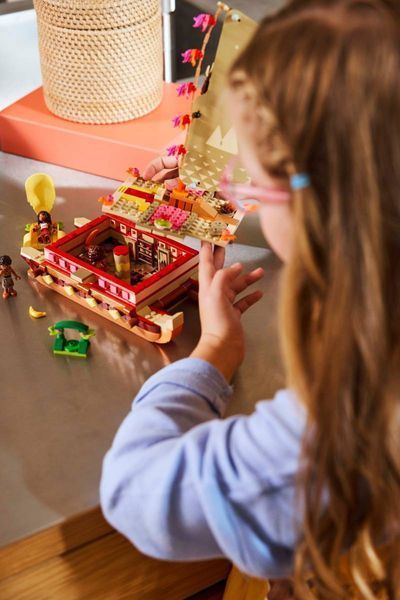 LEGO 43270 Disney Princess Пригодницьке каное Ваяни 43270 фото