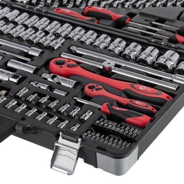 Набор инструментов профессиональный, 1/4"&1/2", 101ед. INTERTOOL ET-7101 ET-7101 фото