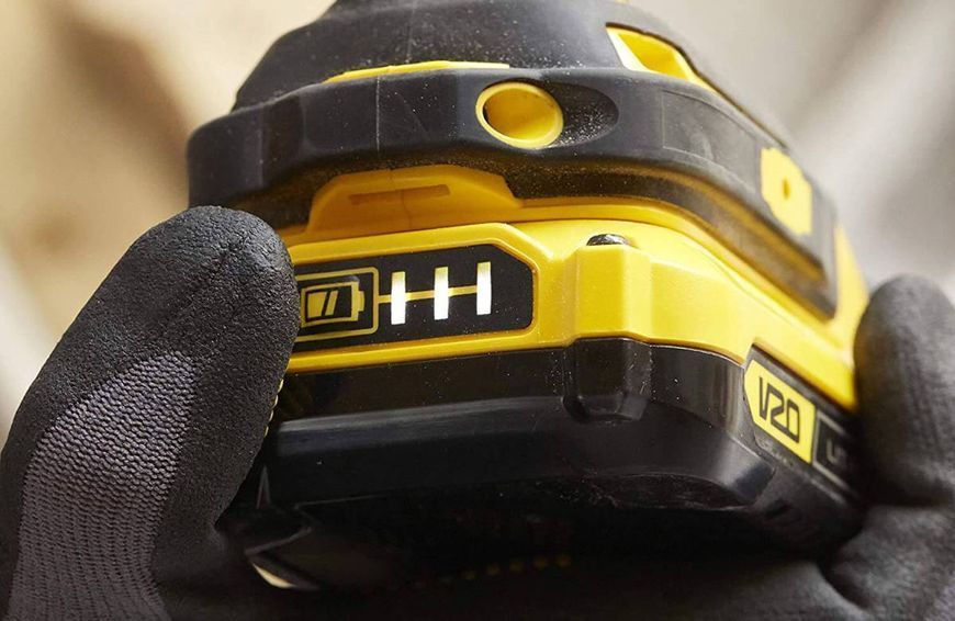 Гайковерт ударный безщеточный аккумуляторный STANLEY FATMAX SFMCF810D2K SFMCF810D2K фото