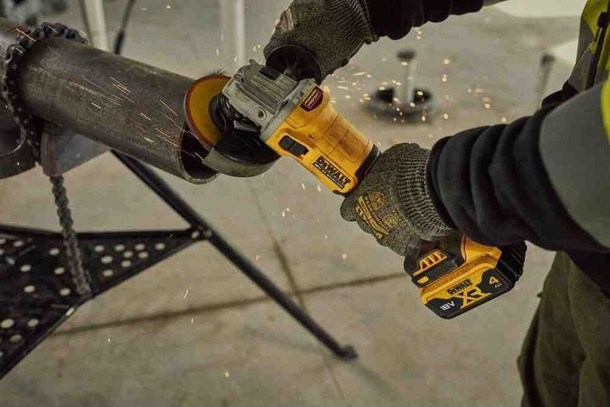 Болгарка (кутова шліфувальна) DeWALT DCG407M1T DCG407M1T фото