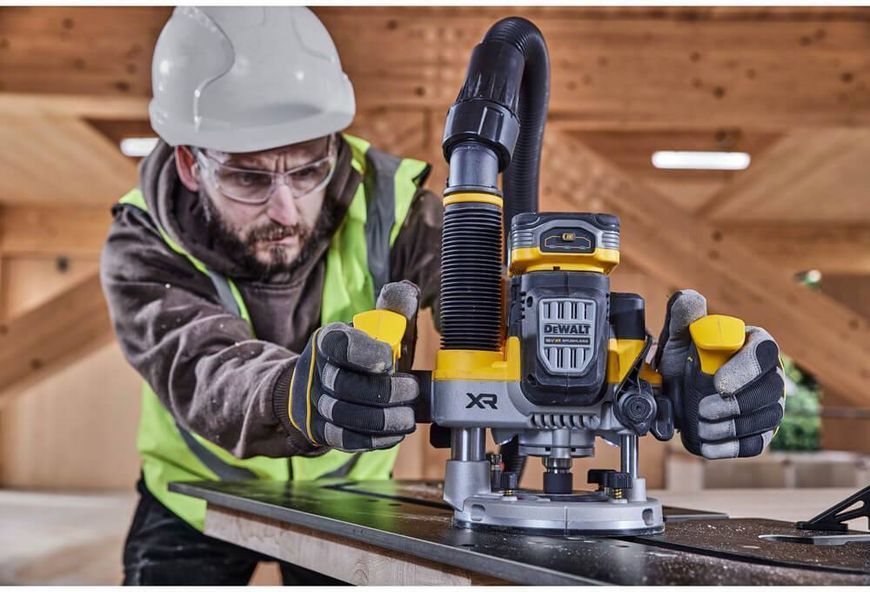 Фрезер аккумуляторный бесщеточный DeWALT DCW620NT DCW620NT фото