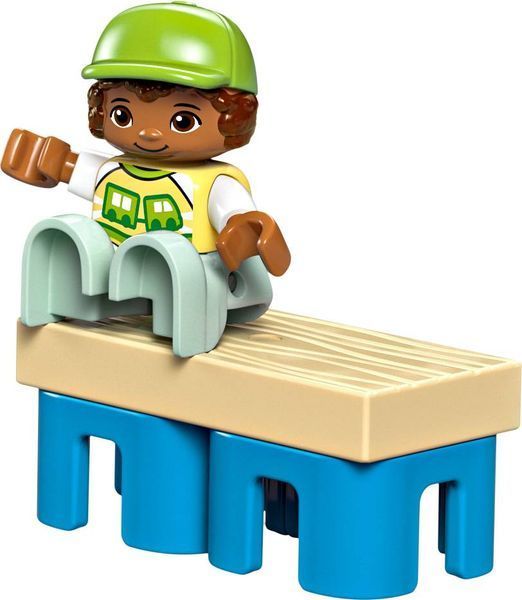 Конструктор LEGO DUPLO Пригода з інтерактивним поїздом 57 деталей (10427) 10427 фото