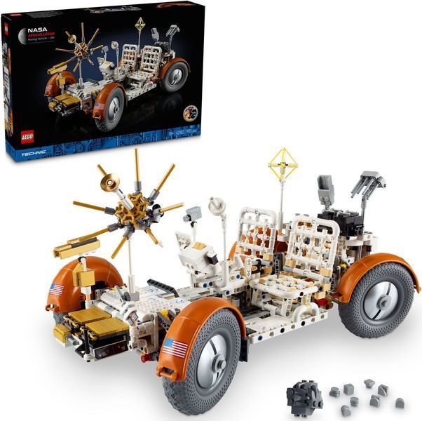 Конструктор LEGO Technic Місячний автомобіль NASA Apollo 42182 фото