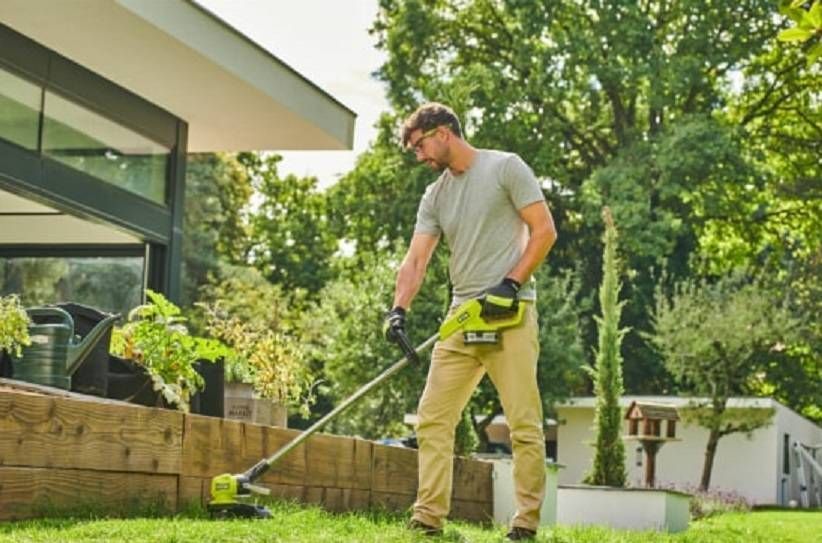 Триммер садовый аккумуляторный Ryobi RY18LT33B-0, ONE+ 18В (без АКБ и ЗУ) (5133006024) 5133006024 фото