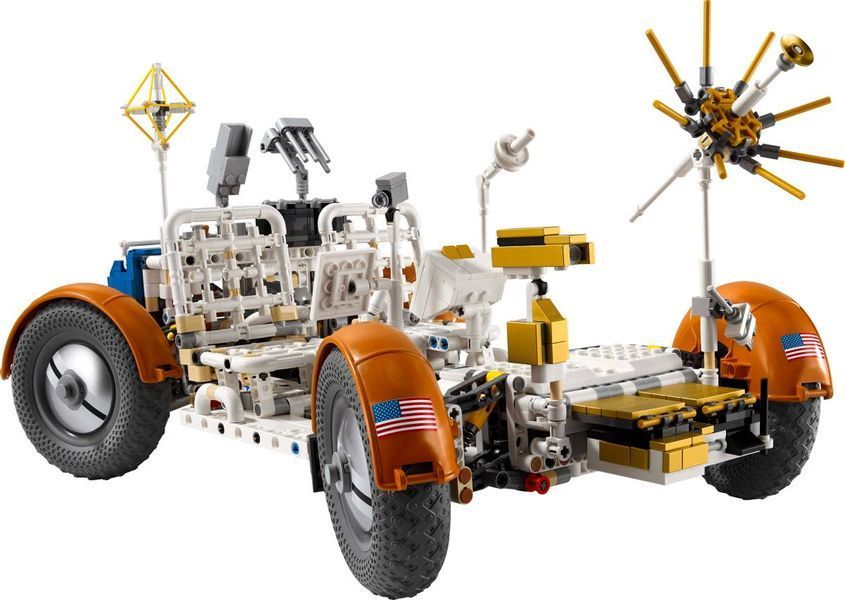 Конструктор LEGO Technic Місячний автомобіль NASA Apollo 42182 фото
