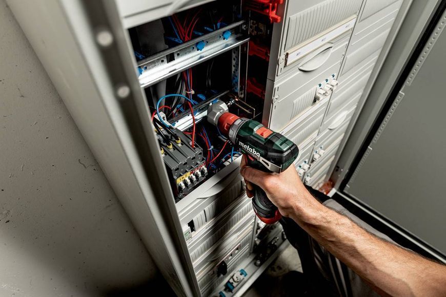 Шуруповерт-дрель Metabo POWERMAXX BS BL Q, аккумуляторная, Li-Power, 2*12 В, 2 Ач (601749500) 601749500 фото