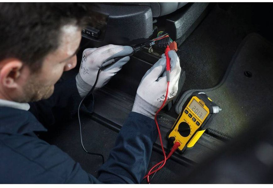 Мультиметр цифровий категорії САТ III STANLEY FMHT82563-0 FMHT82563-0 фото