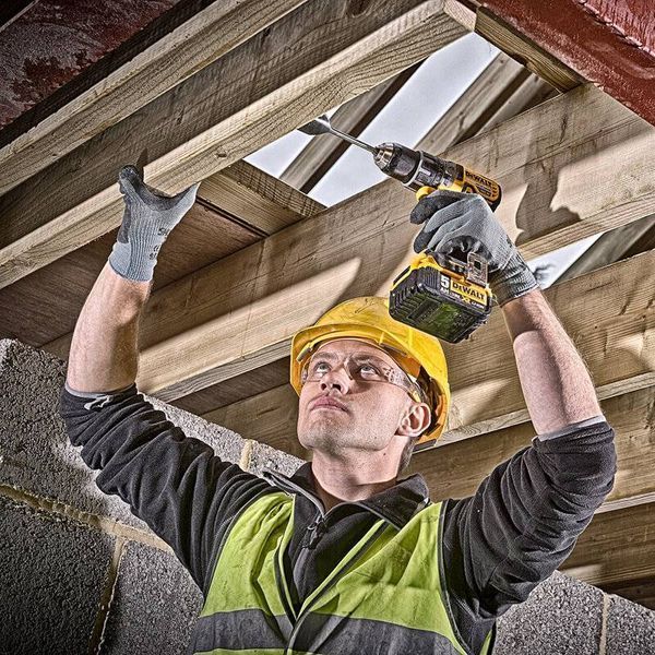 Набор из четырех бесщеточных инструментов DeWALT DCK422P3 DCK422P3 фото