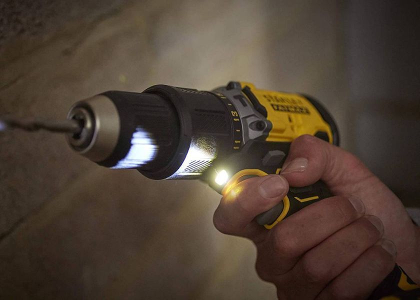 Дриль-шурупокрут ударний безщітковий акумуляторний STANLEY FATMAX SFMCD715D2K SFMCD715D2K фото