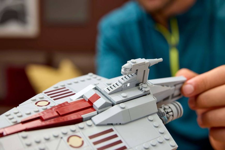 Конструктор Lego Star Wars Ударний корабель типу "Аккламатор" 75404 75404 фото