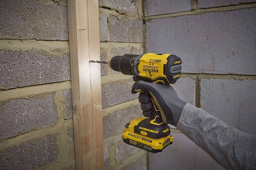 Дриль-шурупокрут ударний безщітковий акумуляторний STANLEY FATMAX SFMCD715D2K SFMCD715D2K фото