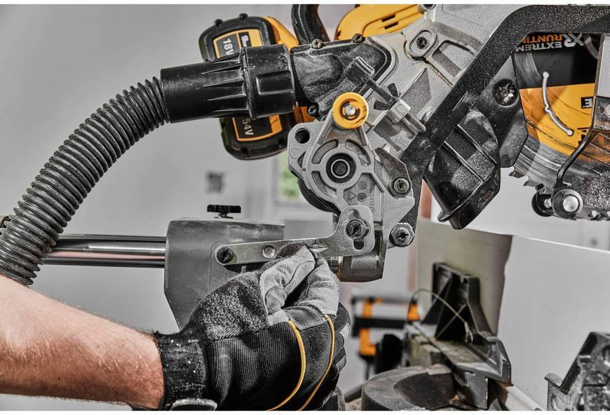 Пилка торцовочная бесщеточная аккумуляторная DeWALT DCS781N DCS781N фото