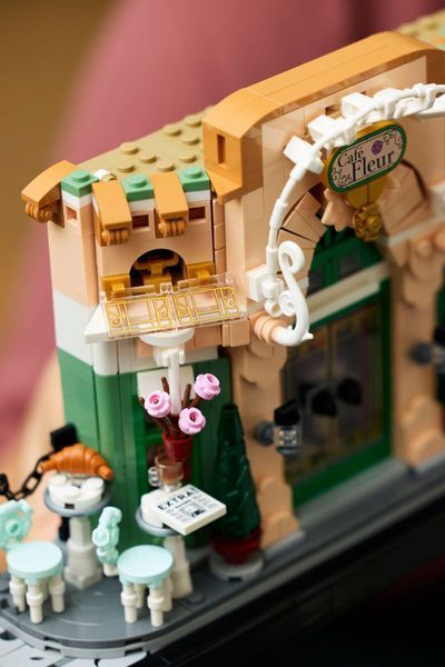 LEGO 10362 Icons Французское кафе 10362 фото